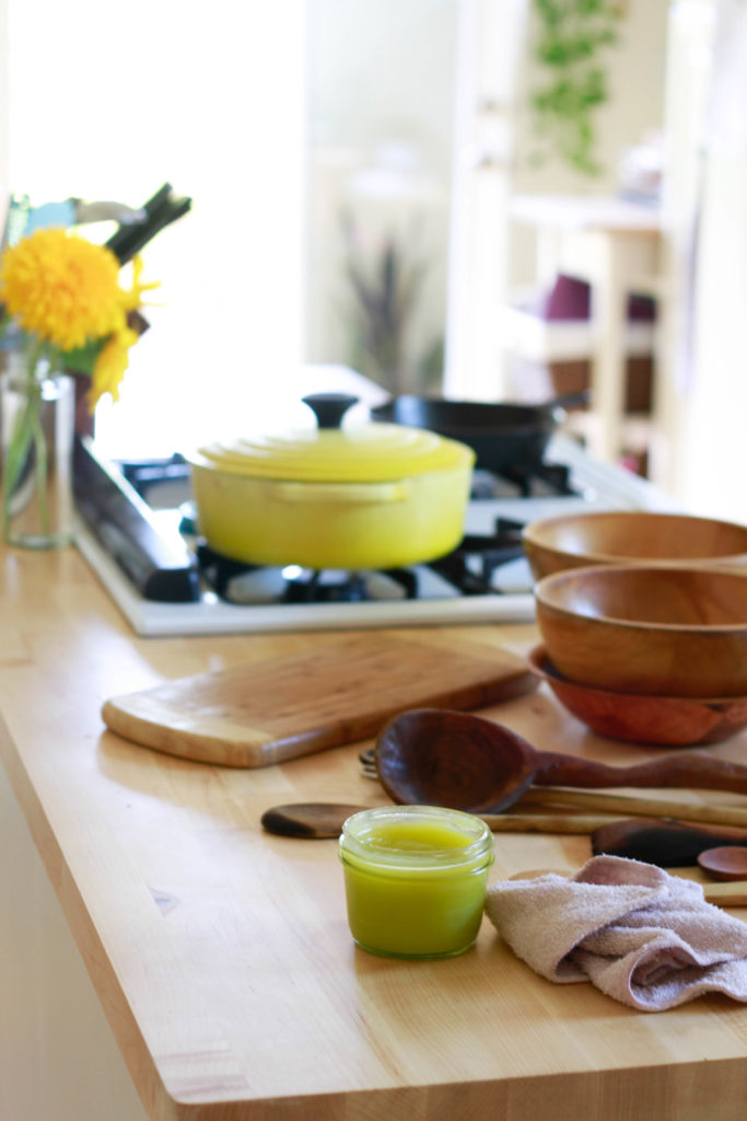 non-toxic wood polish, DIY, beeswax