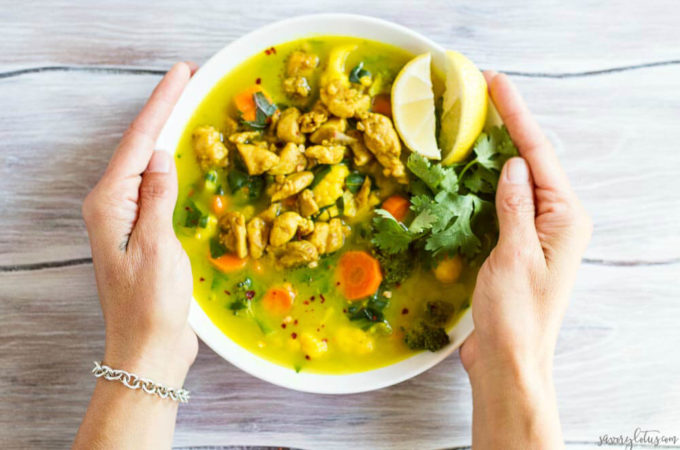 30 Minute Turmeric Chicken Soup | www.savorylotus.com