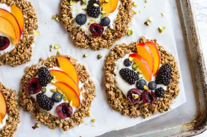 No Bake Granola Breakfast Cookies (gluten free and grain free) | www.savorylotus.com