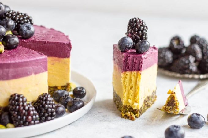No Bake Mango Blackberry Cheesecake (dairy free, gluten free, paleo, and vegan) | www.savorylotus.com