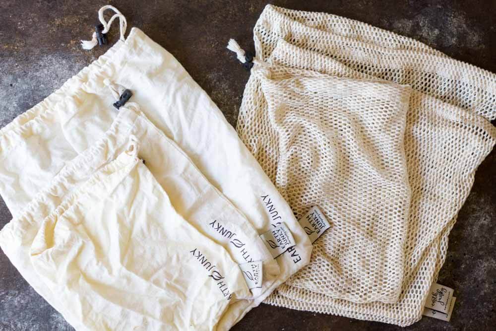 Ways to Use Less Plastic in the Kitchen (Earth Junkie reusable produce and bulk bags)