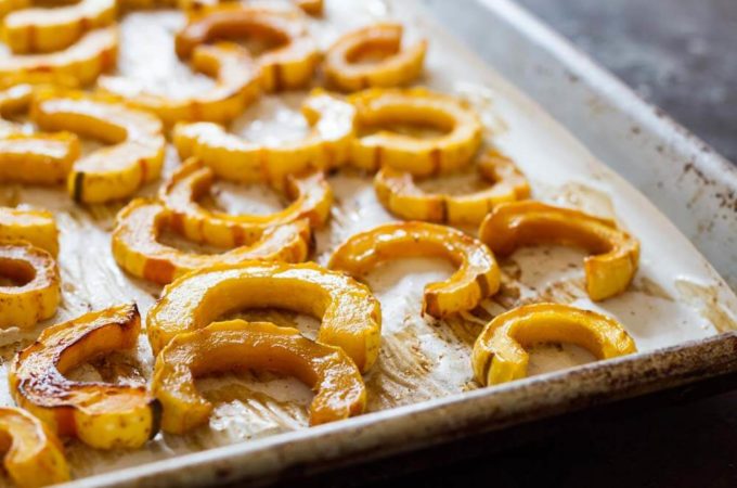 How to Cook Delicata Squash | www.savorylotus.com