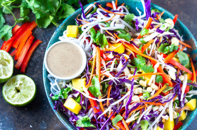 Thai Noodle Salad (gluten free, paleo and whole30 option) | www.savorylotus.com