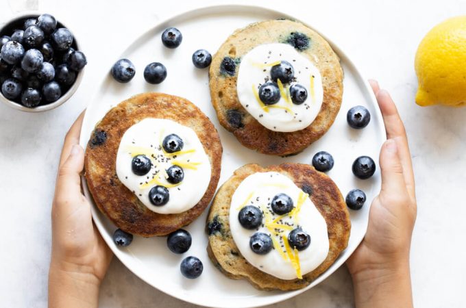 Fluffy Lemon Blueberry Pancakes (gluten free, paleo, and nut free) | www.savorylotus.com