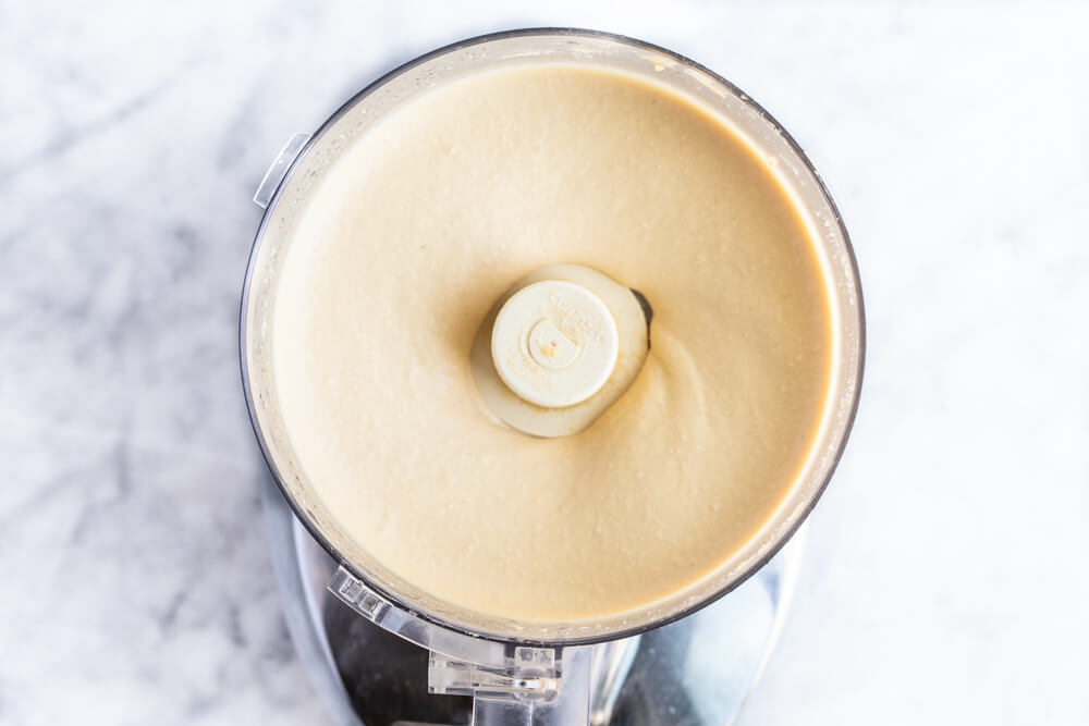 hummus in a food processor