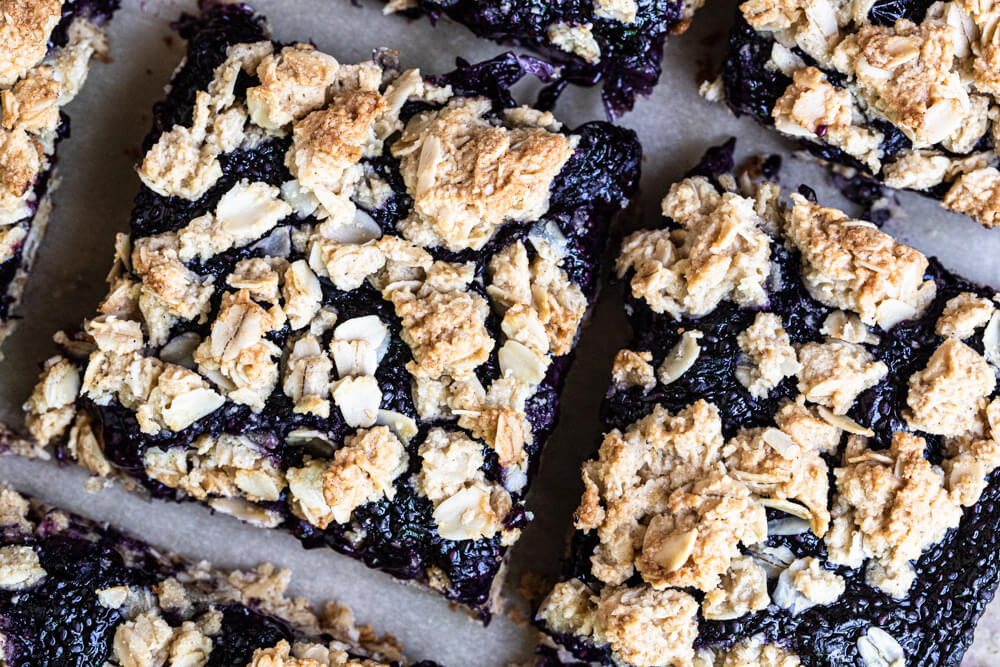 close up of vegan blueberry crumble bar