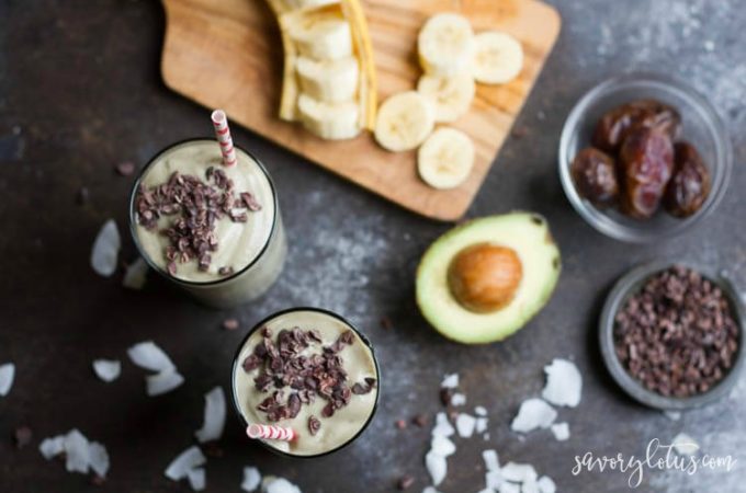 Avocado Date Smoothie (dairy free) - savorylotus.com