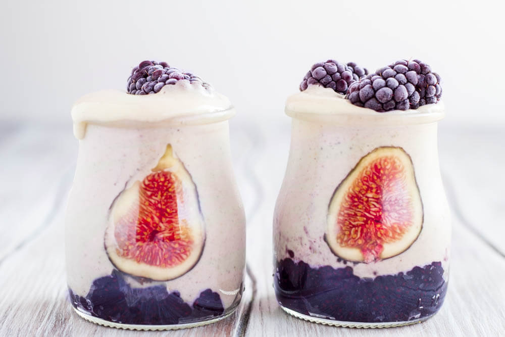 Creamy Cashew Cardamom Fig Smoothie (dairy free) ~ www.savorylotus.com